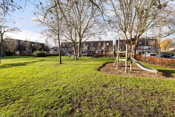 Foto - Te koop: Fijne gezinswoning met carport!